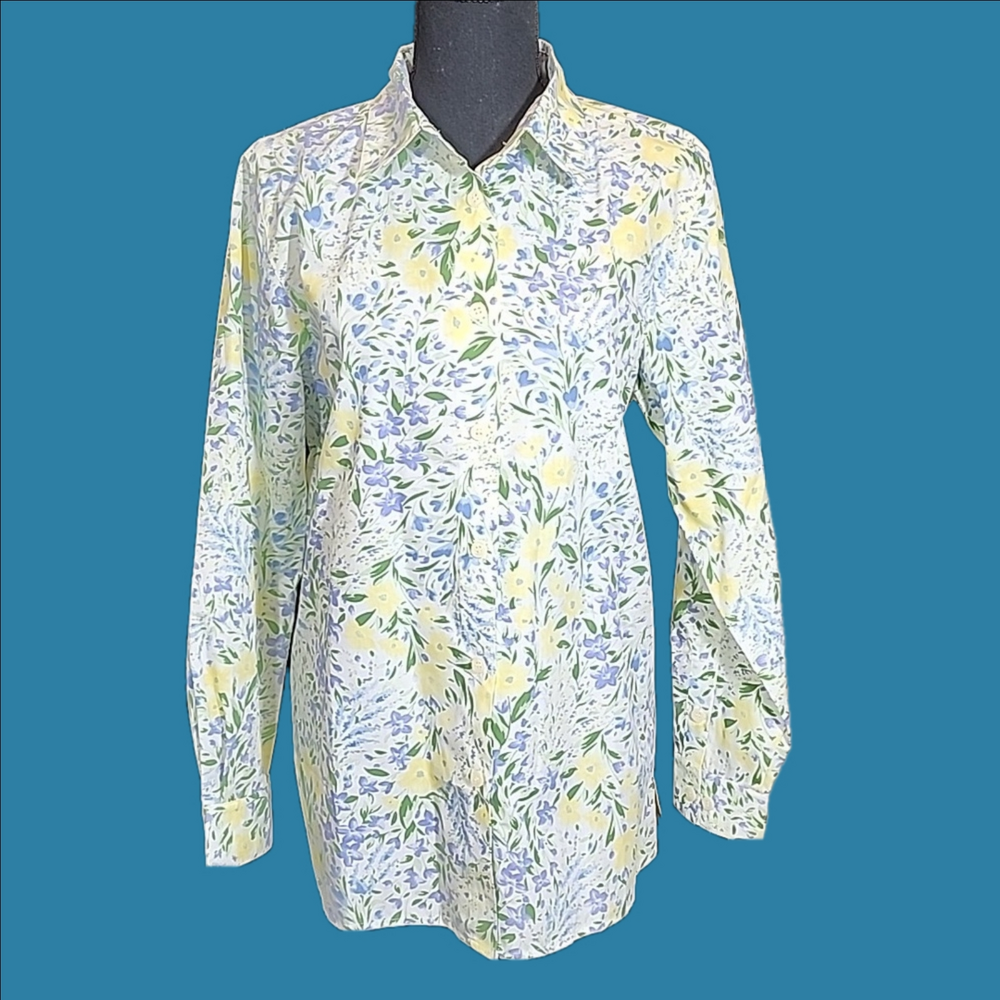 THE TOG SHOP NWT'S PASTEL FLORAL BUTTON-DOWN SHIRT